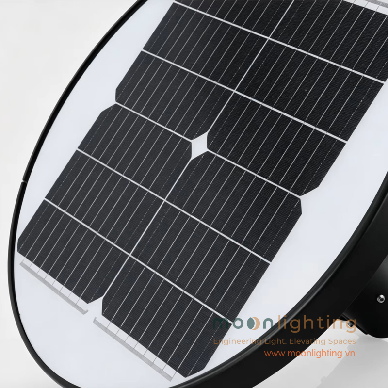 Tấm pin năng lượng mặt trời Mono 36W đèn MG-SL016 Cận cảnh tấm pin mặt trời Monocrystalline 36W siêu nhạy trên đỉnh đèn cột sân vườn MG-SL016