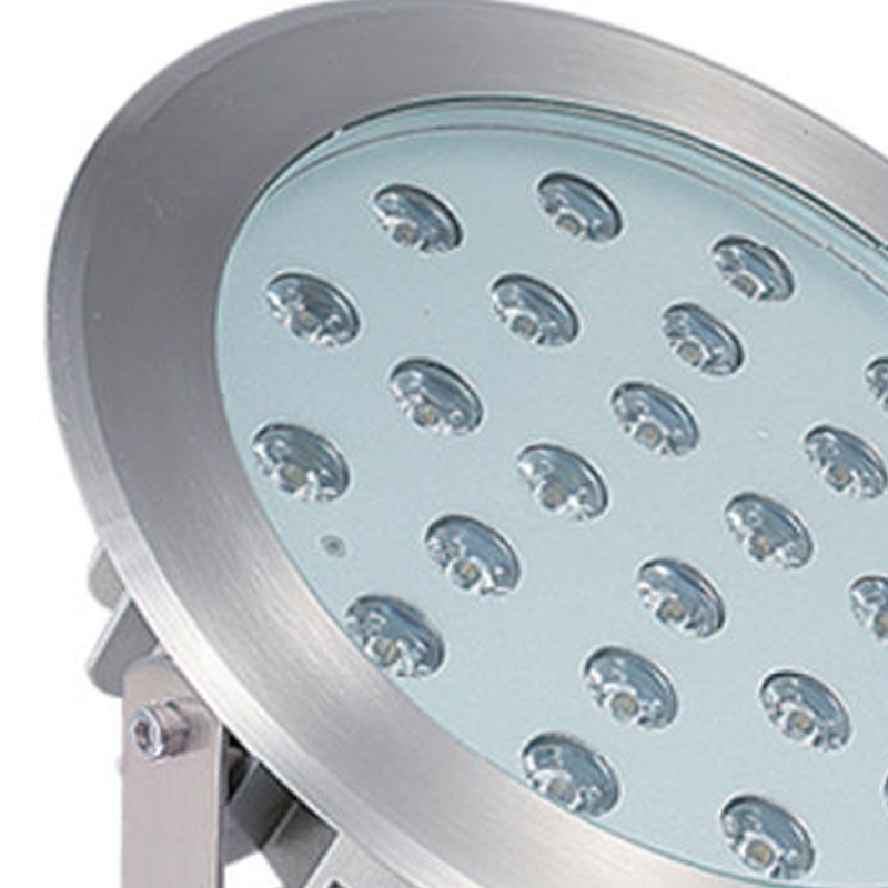 Cận cảnh mặt kính cường lực IK10 và cụm chip LED Osram Cree Bridgelux của Đèn LED Âm Nước Có Đế MG-402 48W