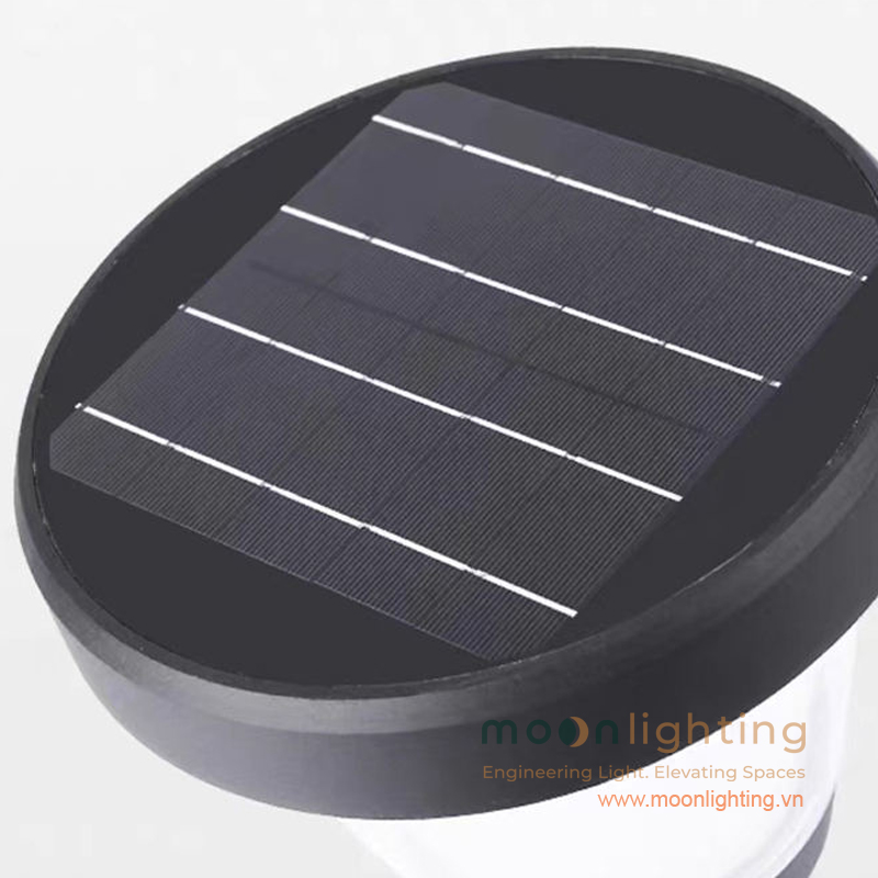 Cận cảnh bề mặt tấm pin thu năng lượng mặt trời hiệu suất cao trên đỉnh đèn gắn tường tân cổ điển MG-SL1806 Moon Lighting