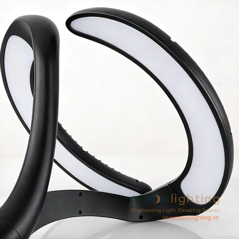 Cận cảnh chao acrylic tán quang mờ chống chói UGR<19 và vành đĩa sáng hai nhánh uốn lượn đèn MG-SL015 Moon Lighting