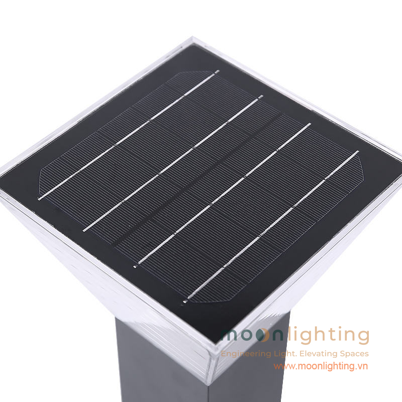 Cận cảnh bề mặt tấm pin thu năng lượng mặt trời hiệu suất cao đặt trên đỉnh đèn trụ sân vườn khối vuông MG-SL1712 Moon Lighting