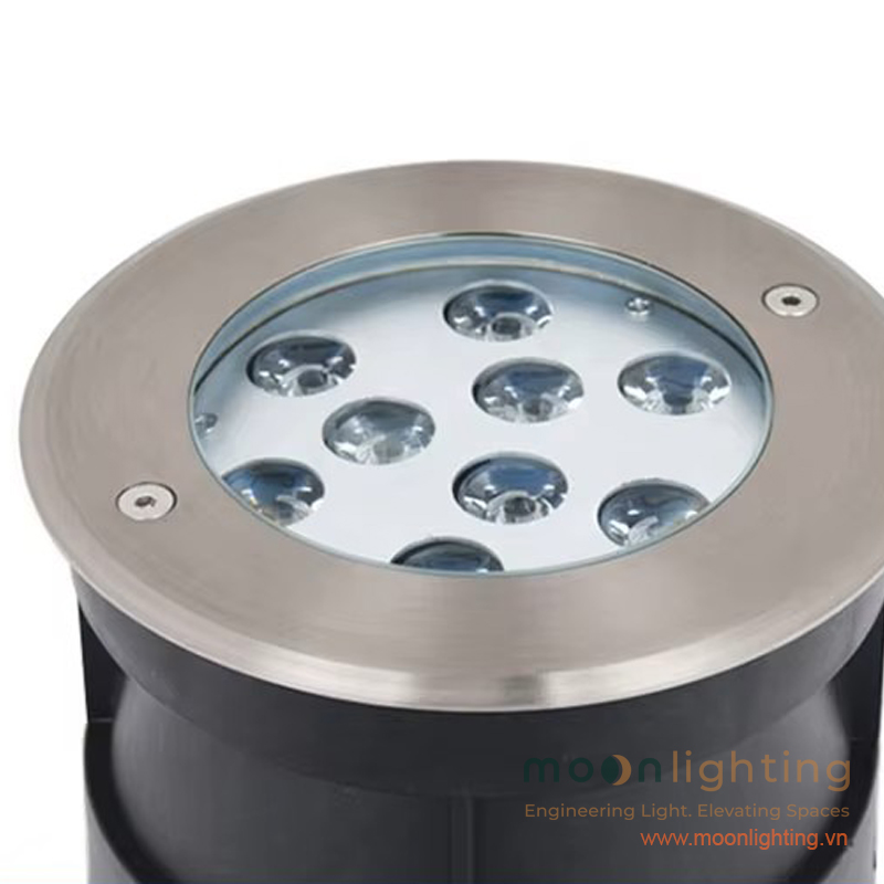 Chi tiết viền Inox 304/316 mài xước chống ăn mòn và kính cường lực chịu lực của đèn âm nước MG-203