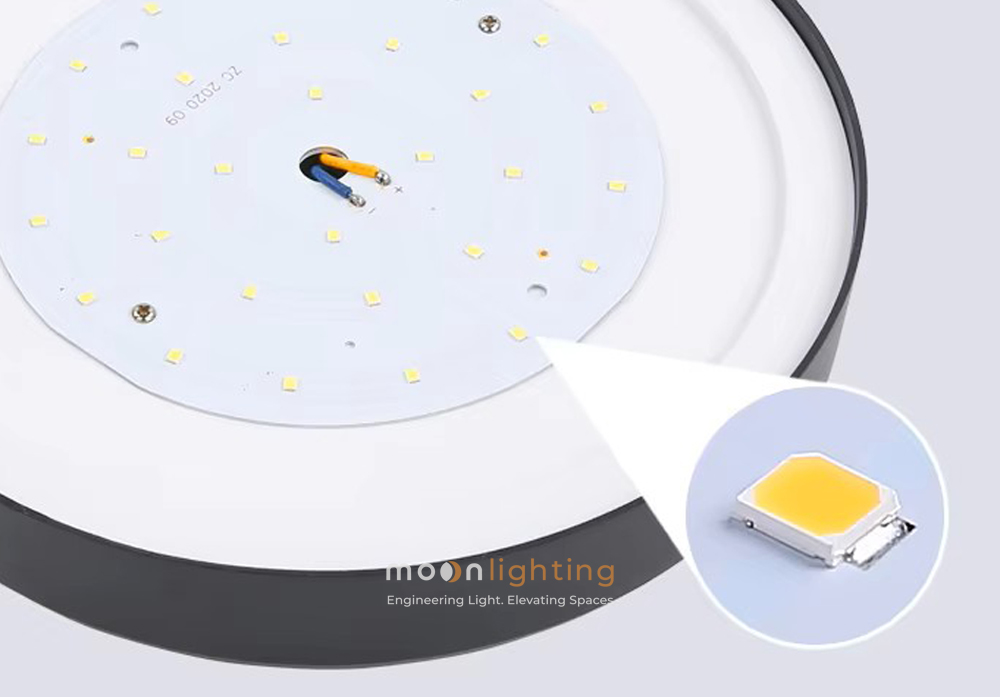 Bảng mạch 30 chip LED SMD 2835 hiệu suất cao đèn trụ MG-SL1610 Cận cảnh bảng mạch 30 chip LED SMD 2835 quang thông hiệu suất cao 100 lm/W bên trong đèn trụ năng lượng mặt trời MG-SL1610 Moon Lighting