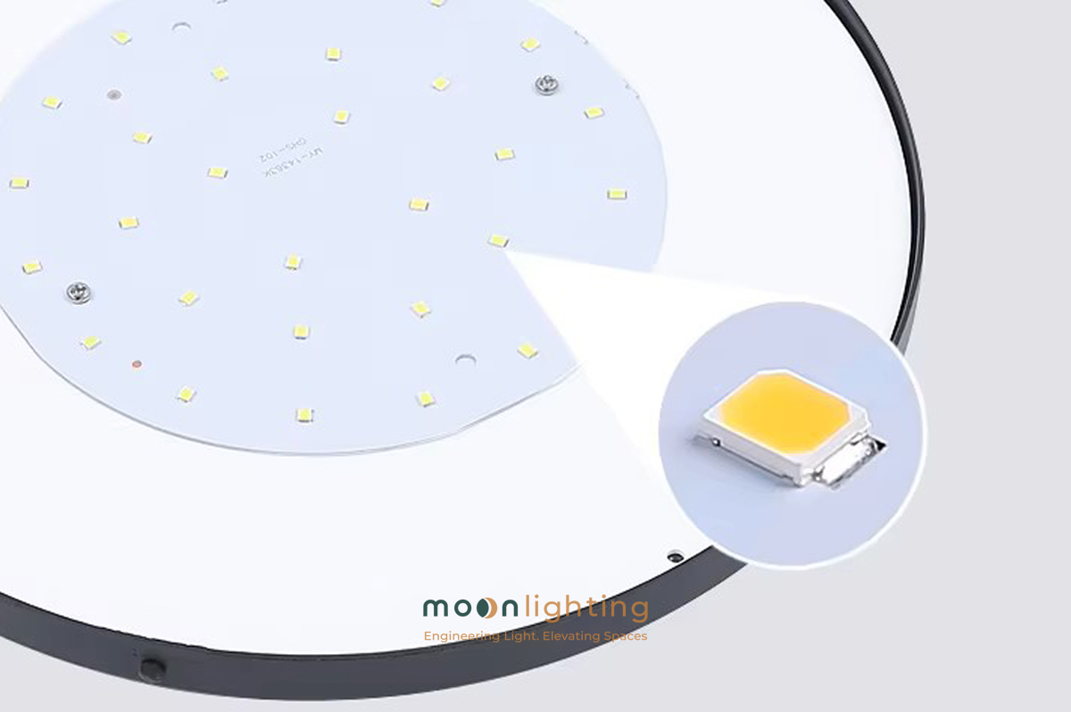 Cận cảnh chi tiết bảng mạch chip LED hiệu suất cao tiết kiệm điện năng của đèn gắn tường năng lượng mặt trời MG-SL1803 Moon Lighting