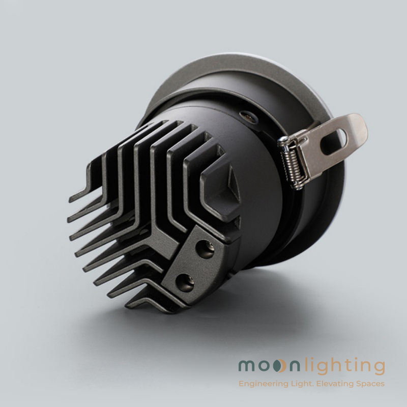 Hình ảnh lắp đặt hoàn thiện đèn Spotlight MG-M5B02 trên trần thạch cao biệt thự