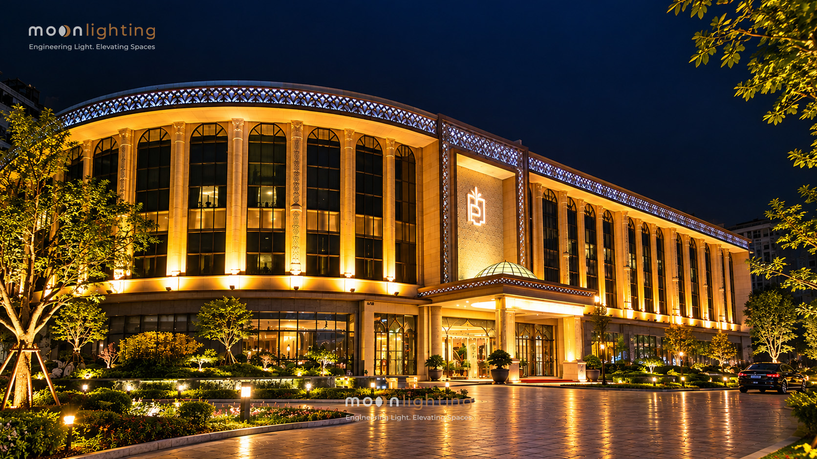 Phối cảnh thực tế hiệu ứng chiếu sáng mặt dựng facade lighting và cảnh quan tòa nhà khách sạn cao cấp ban đêm ứng dụng đồng bộ đèn LED Project Light MG-606 Series chính hãng Moon Lighting