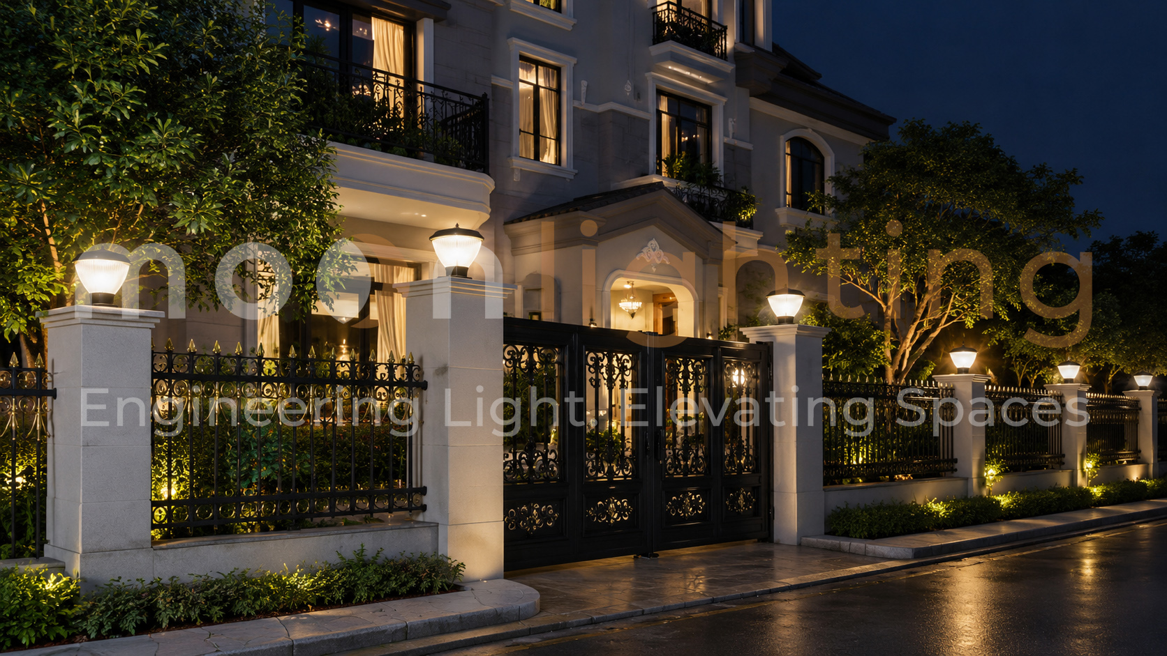 Phối cảnh lắp đặt thực tế hệ thống đèn trụ năng lượng mặt trời MG-SL1611 dáng nón xòe sọc nổi chiếu sáng đầu trụ cổng và tường rào khu biệt thự cao cấp về đêm Moon Lighting