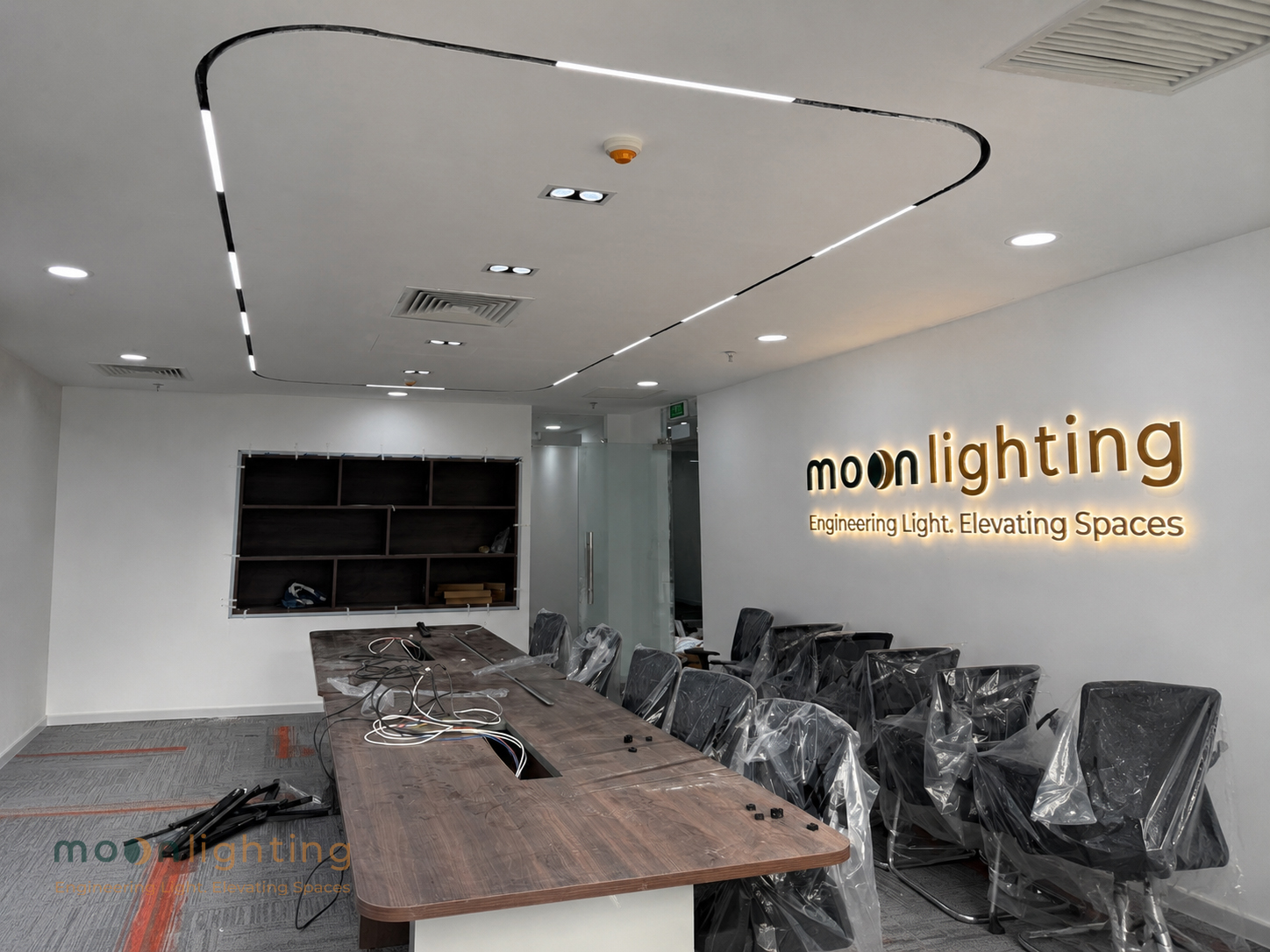 Nối góc ray nam châm bo R600 Moon Lighting âm trần tạo hình hệ trần cong nghệ thuật cho biệt thự và penthouse cao cấp