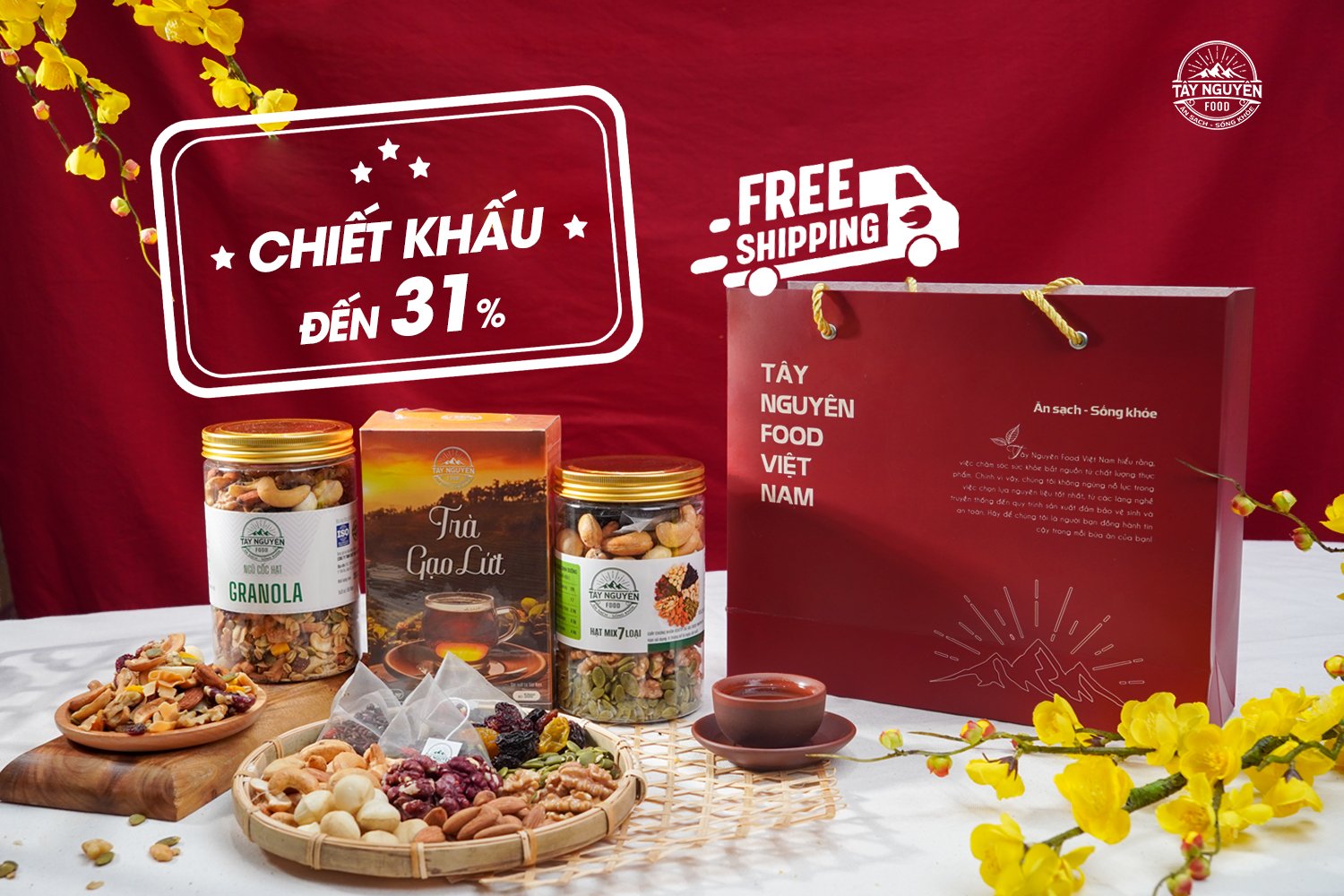 Cùng doanh nghiệp trao quà Tết - gửi tấm lòng