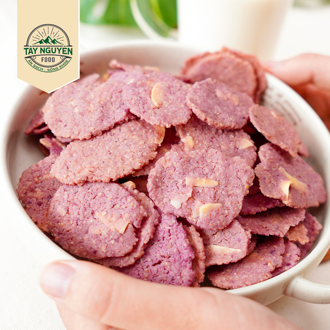 Bánh Khoai Mỡ Hạnh Nhân