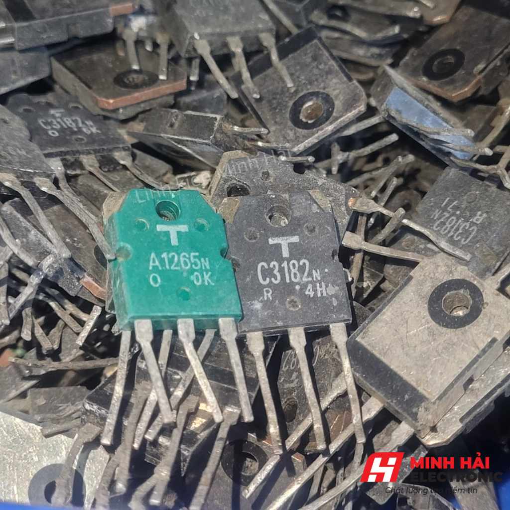 Cặp transistor A1265- C3182 tháo máy có hàng màu xanh