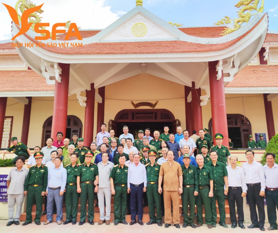 Hiệp hội yến sào Việt Nam(VSFA) tham dự Lễ kỷ niệm 133 năm ngày sinh Chủ tịch Hồ Chí Minh và Tri ân các Anh hùng liệt sỹ gắn với lễ an vị Tượng Phật Thích Ca Mâu Ni tại Đồn Long Khốt
