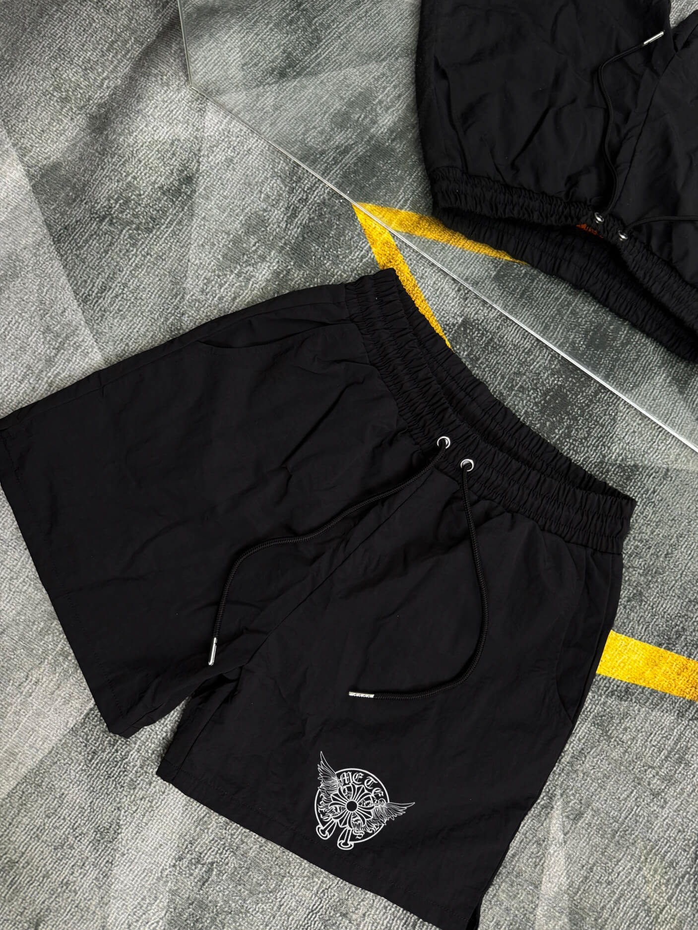 Quần Shorts Dù Chrome Hearts Winged Cross Circle Form Rộng – Streetwears SG