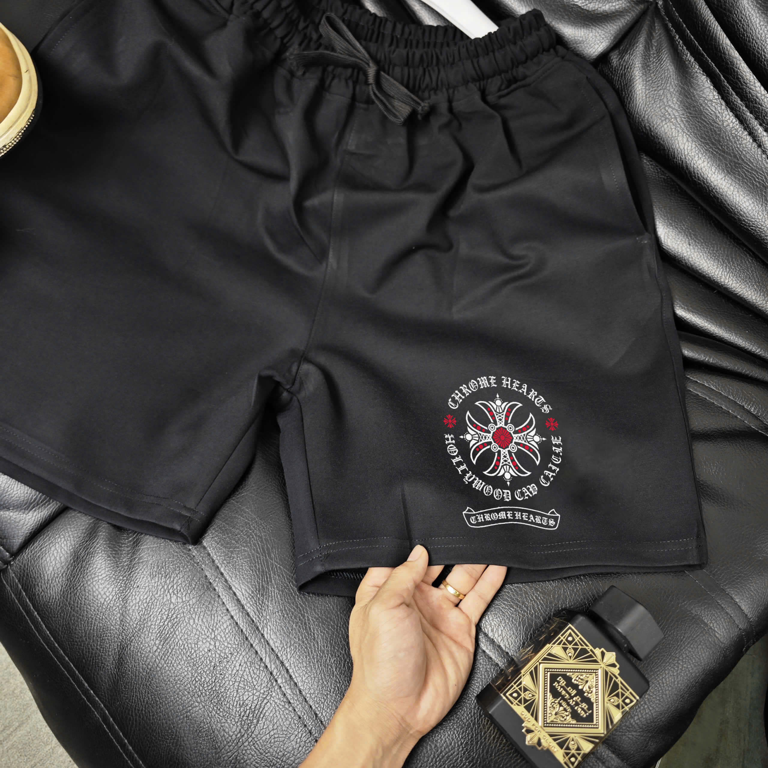 Quần Shorts Nỉ Chrome Hearts Wheel Cross Form Rộng – Streetwears SG