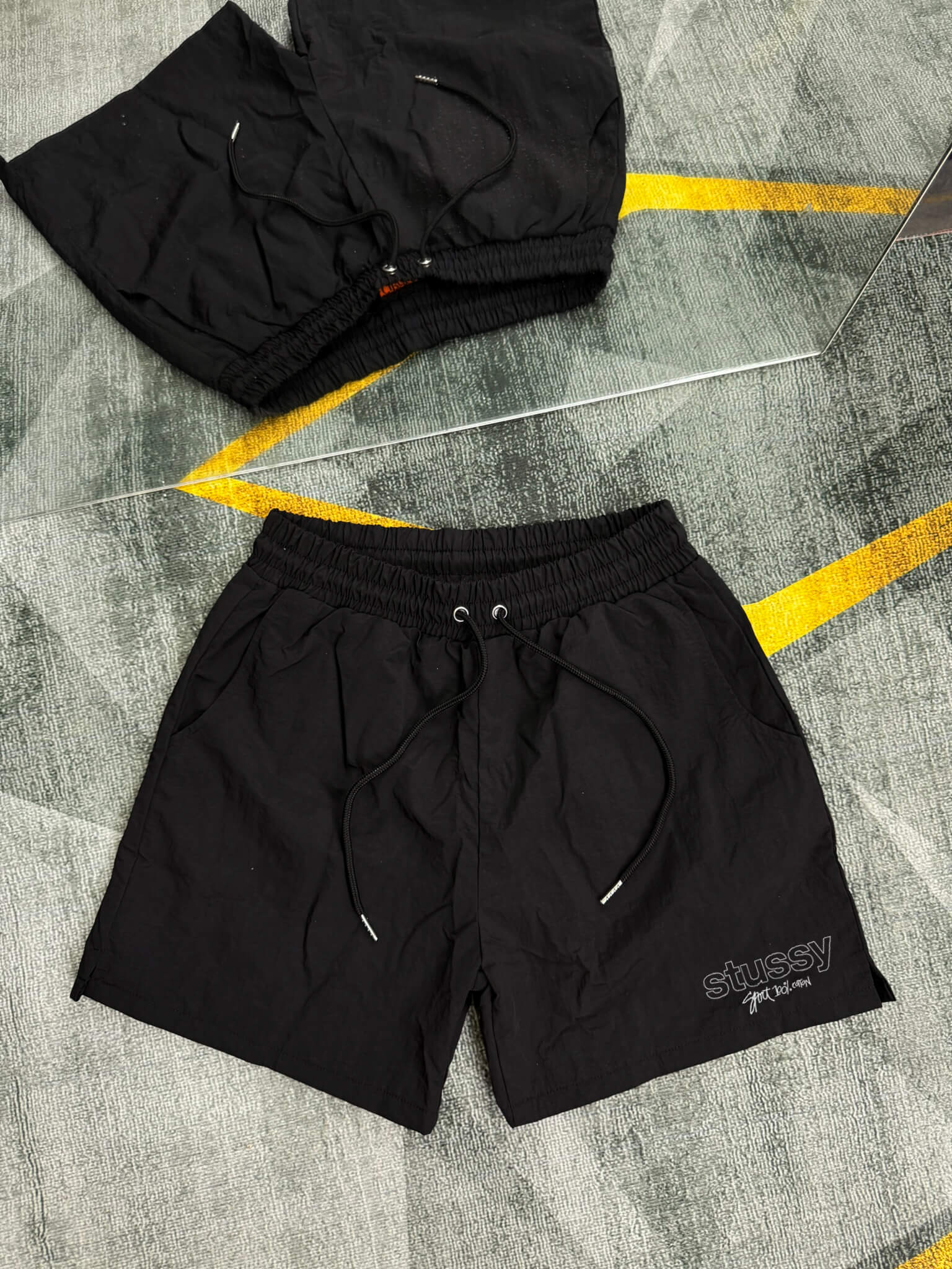 Quần Shorts Dù Stussy Script Form Rộng – Streetwears SG
