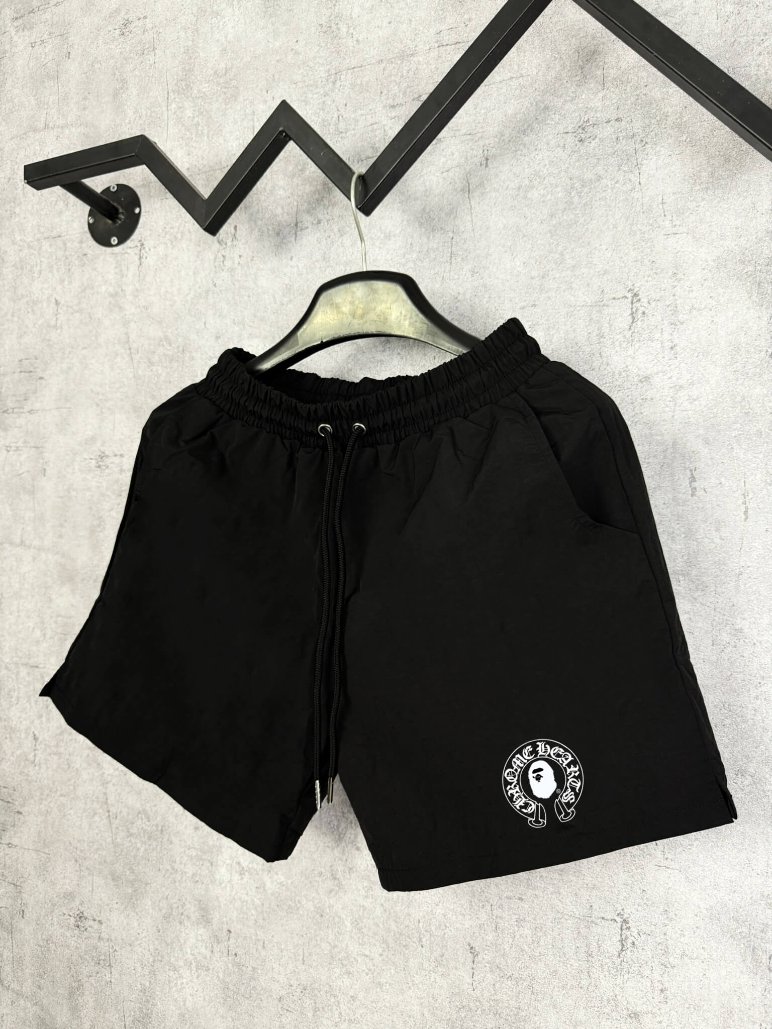 Quần Shorts Dù BAPE x Chrome Hearts Circle Form Rộng – Streetwears SG