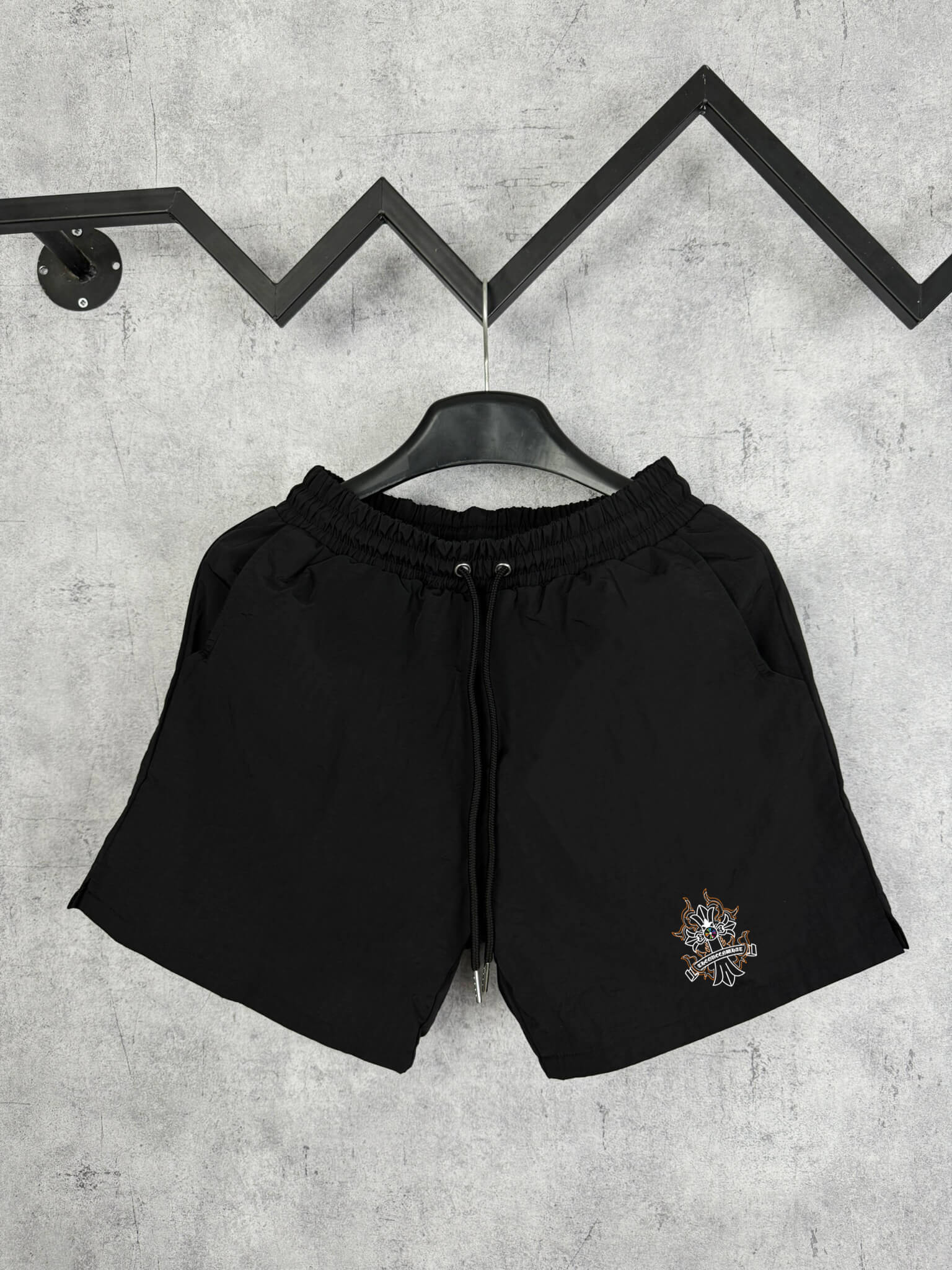 Quần Shorts Dù Chrome Hearts Floral Cross Form Rộng - Streetwears SG