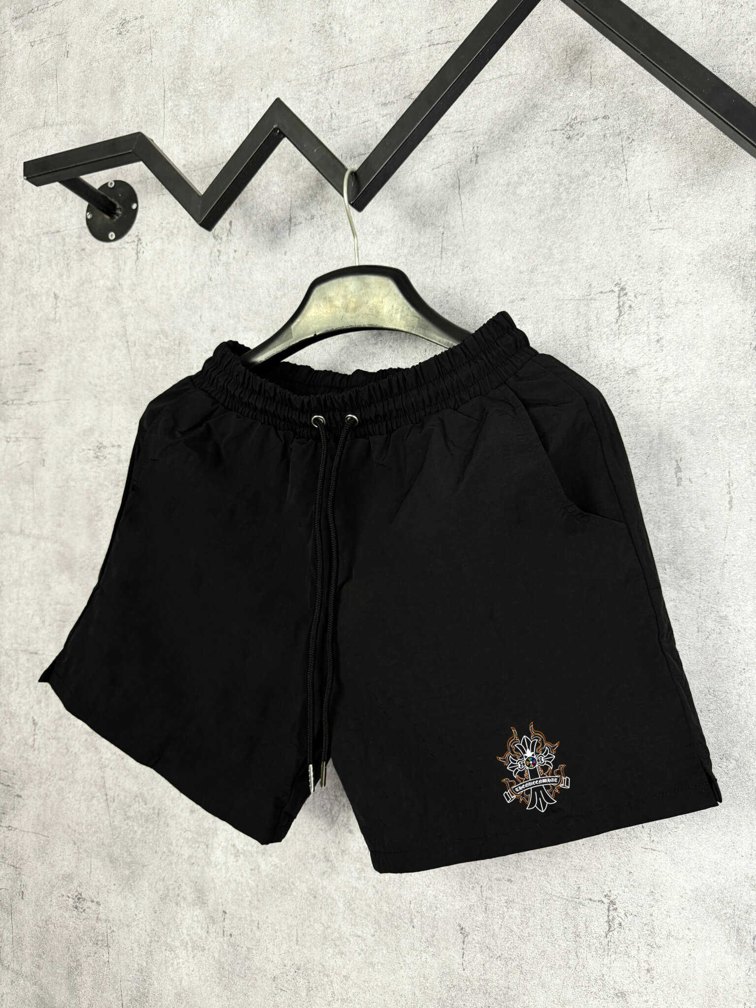 Quần Shorts Dù Chrome Hearts Floral Cross Form Rộng - Streetwears SG