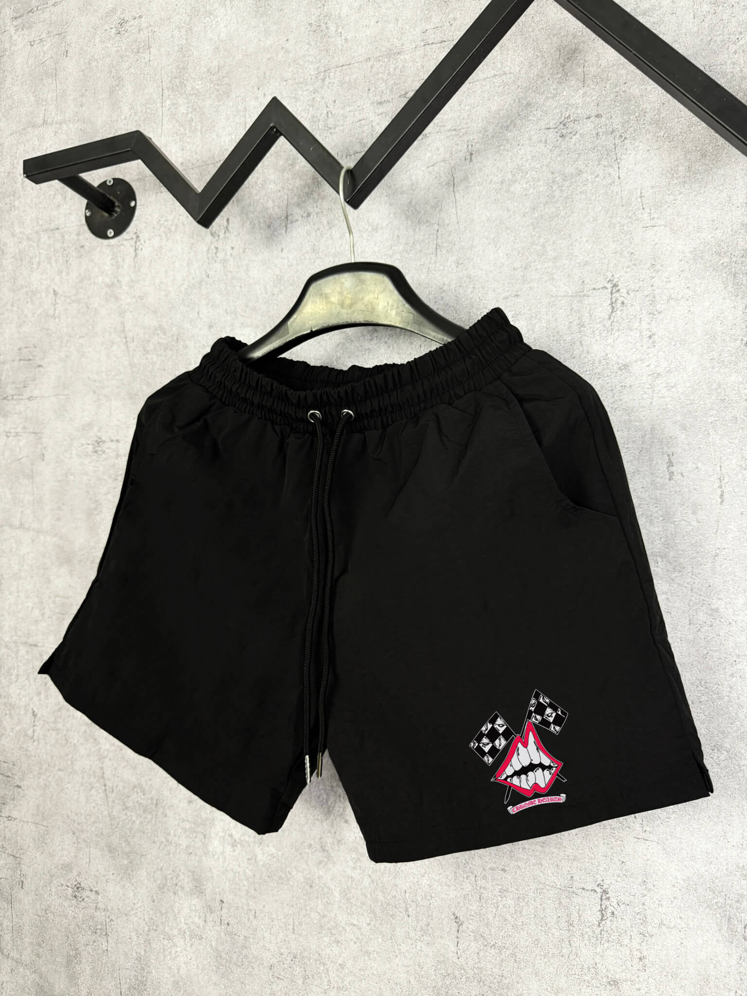 Quần Shorts Dù Chrome Hearts Checquered Mouth Form Rộng – Streetwears SG