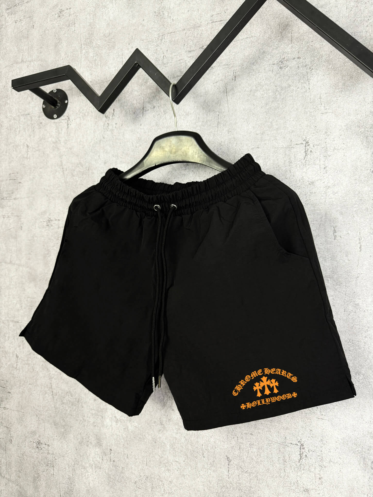 Quần Shorts Dù Chrome Hearts Hollywood Cross Logo Form Rộng – Streetwears SG