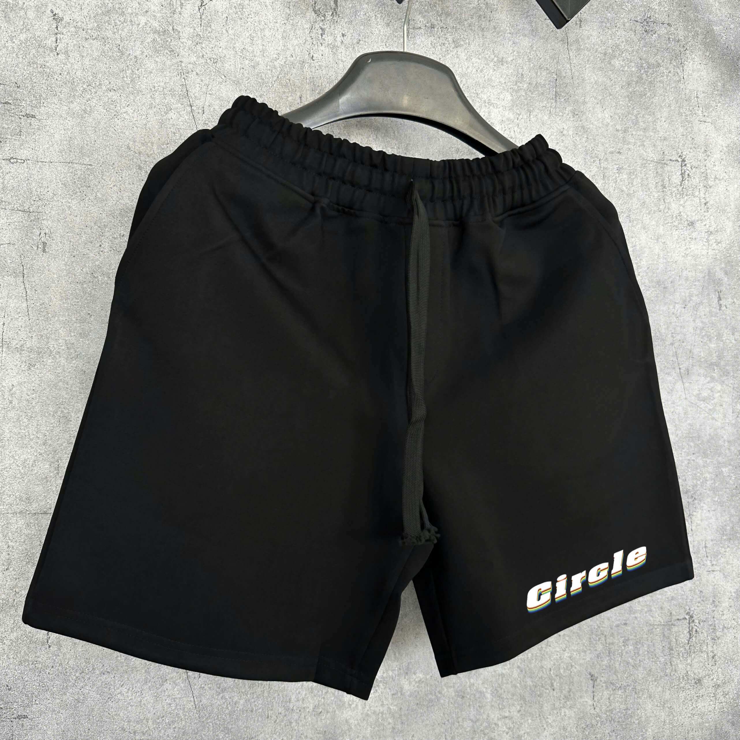 Quần Shorts Nỉ Circle Retro Shadow Logo Form Rộng – Streetwears SG