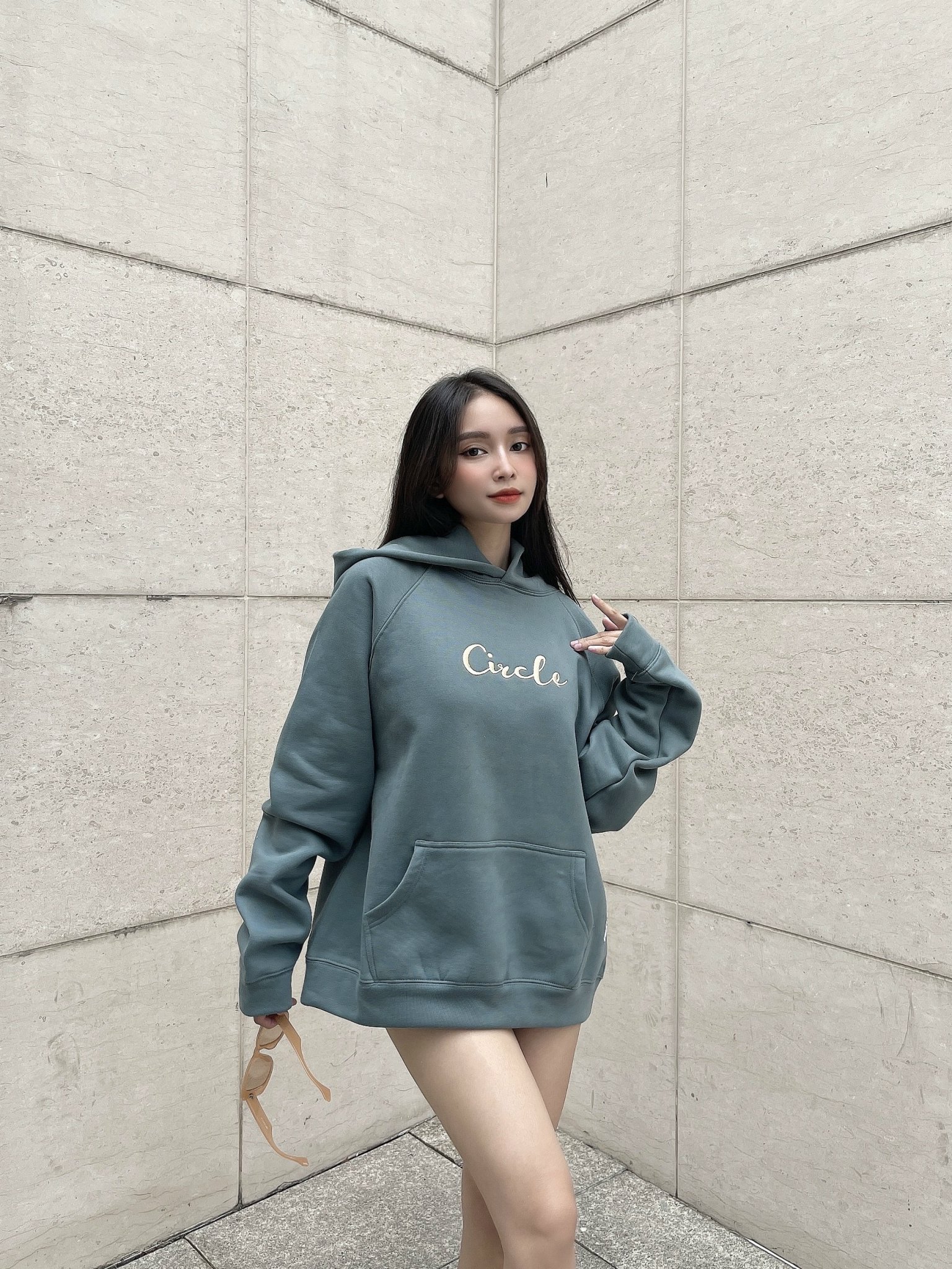 Áo Hoodie Circle Dont Worry Be Happy -Thêu Logo - In Nổi Sau Lưng
