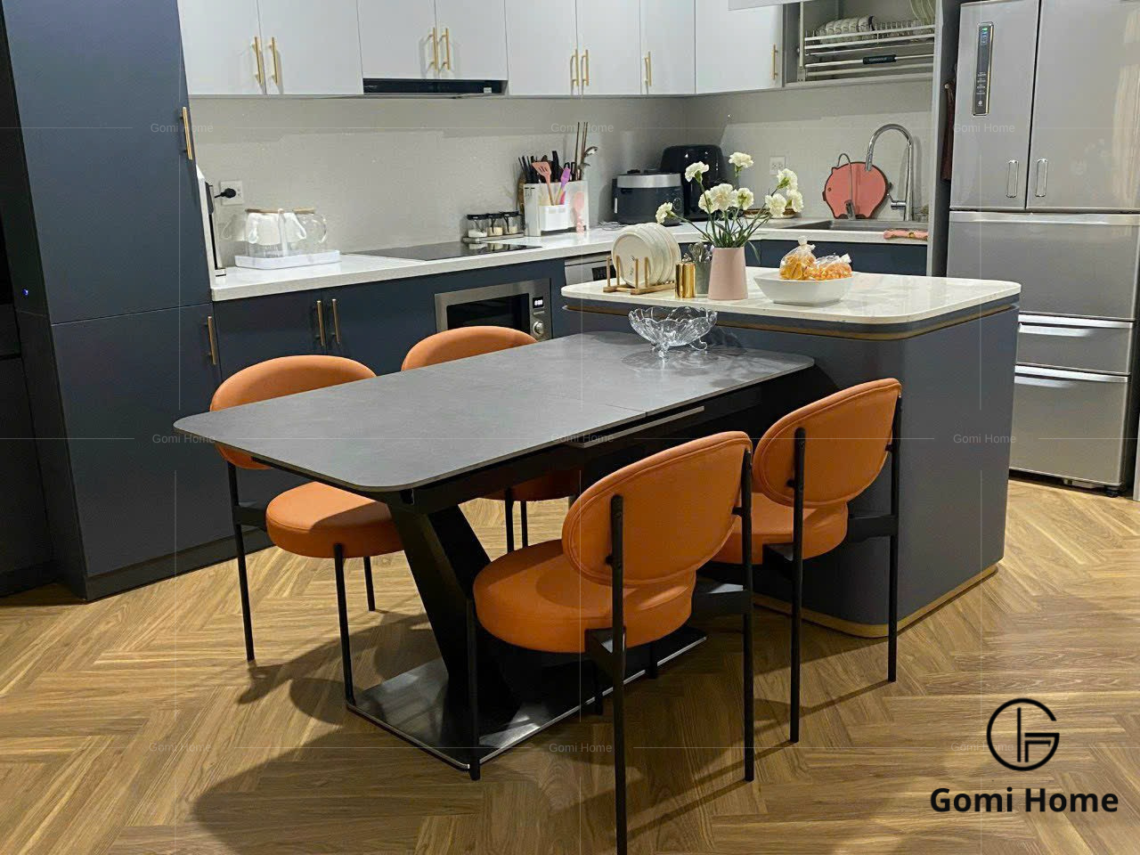 Bộ Bàn Ăn Thông Minh Chân V + 4 Ghế Mio
