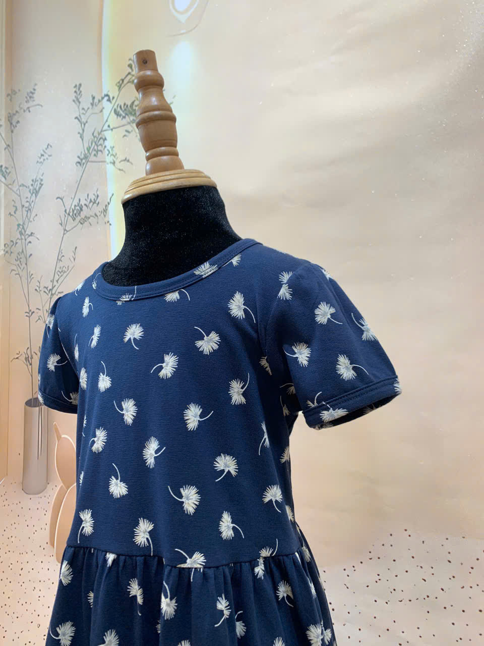 ĐẦM BG TÙNG XÒE TAY NHÚN CỎ LAU