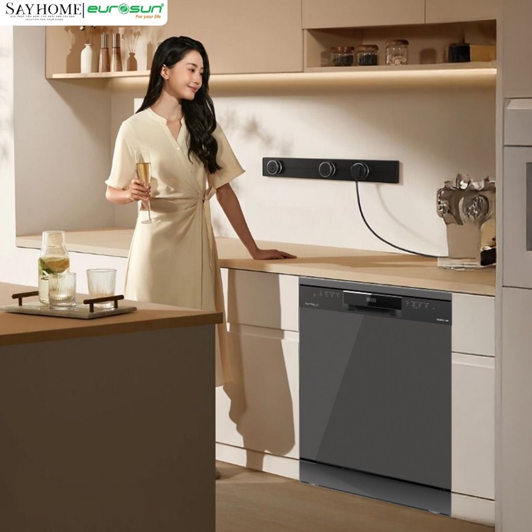 Máy rửa bát độc lập EUROSUN SMS18EU79PRO 14 bộ đồ ăn tại thành phố Hồ Chí Minh