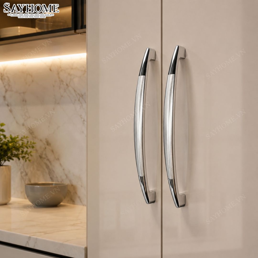 Tay nắm tủ hiện đại màu inox bóng SH5276 tại Tân Bình