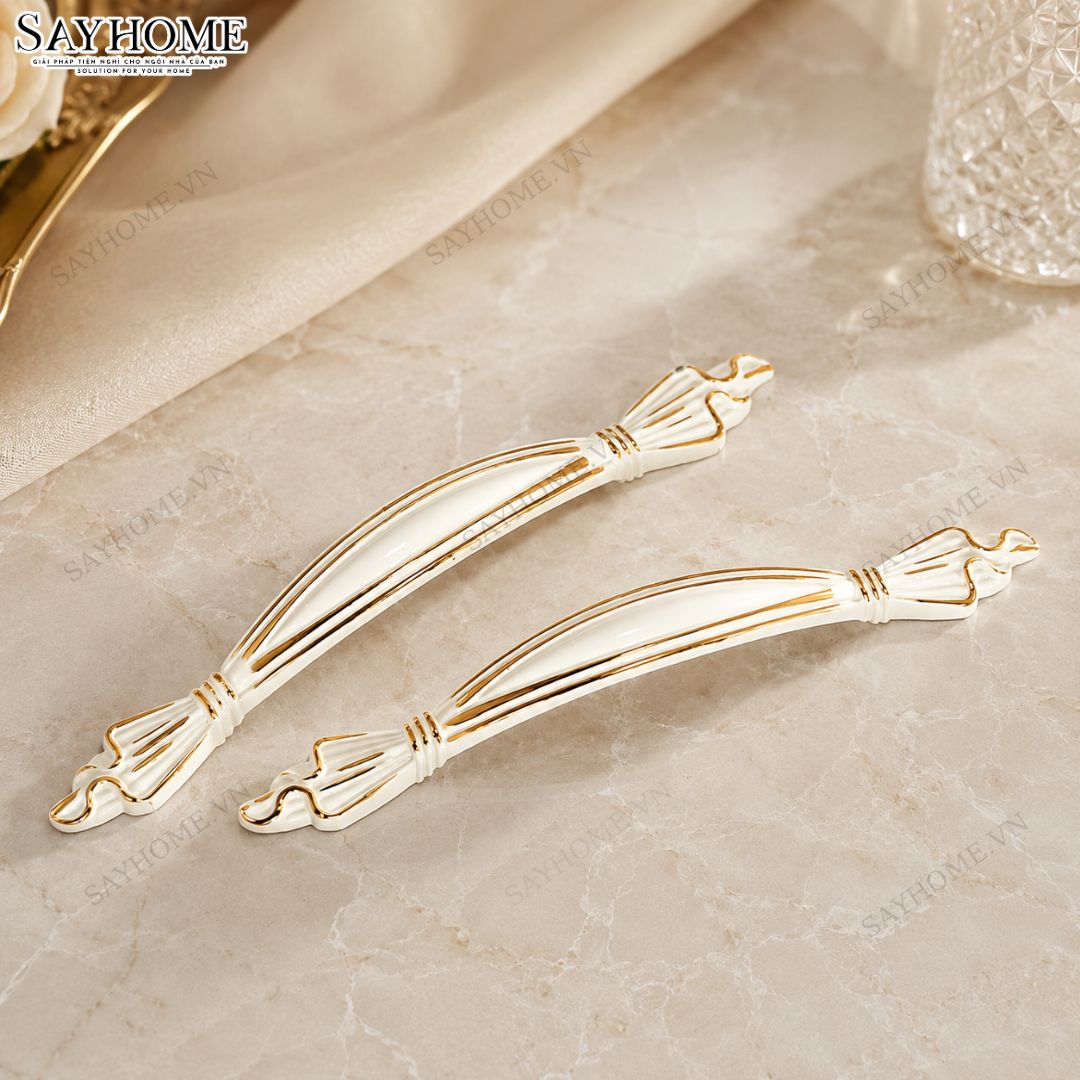 Tay nắm tủ cổ điển màu trắng ngọc trai SH9340 tại thành phố Hồ Chí Minh