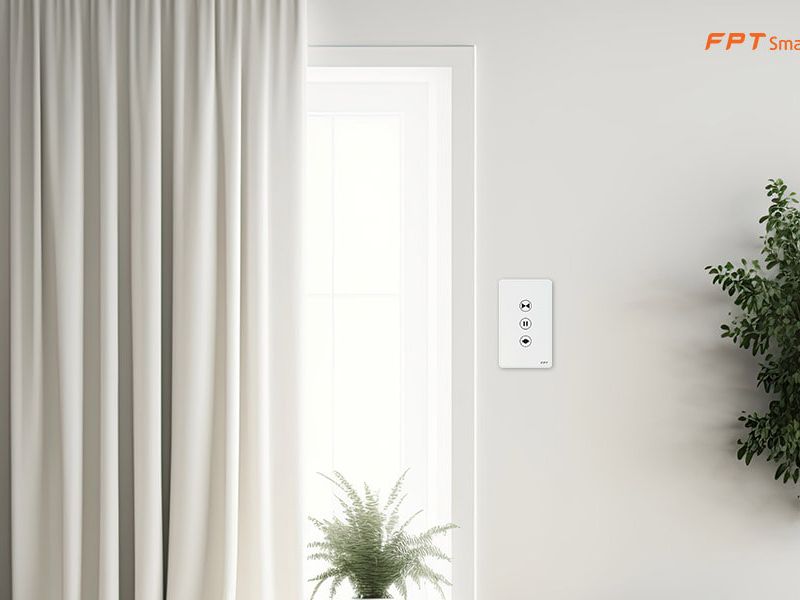 Đèn ngủ sẽ tự động tắt và rèm sẽ được mở ra