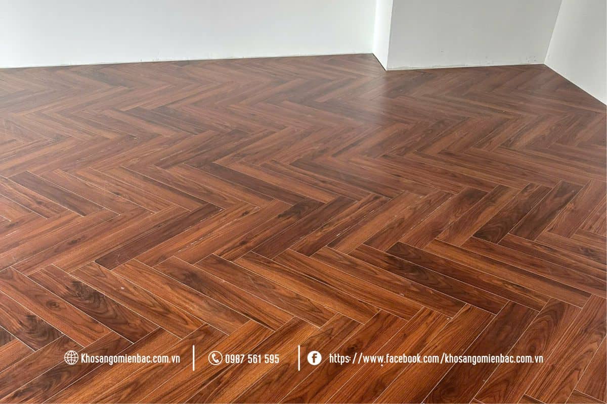 Thi Công Sàn Gỗ Xương Cá Royal Green GC7-06 - 12mm tại Phú Thọ