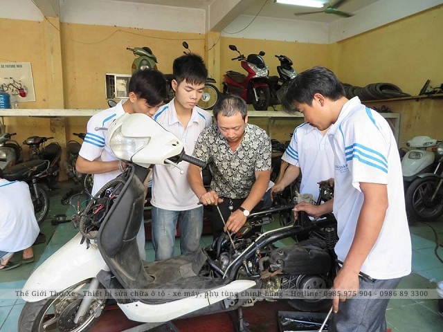 Nên lựa chọn công việc phù hợp với ngành học sửa xe máy 