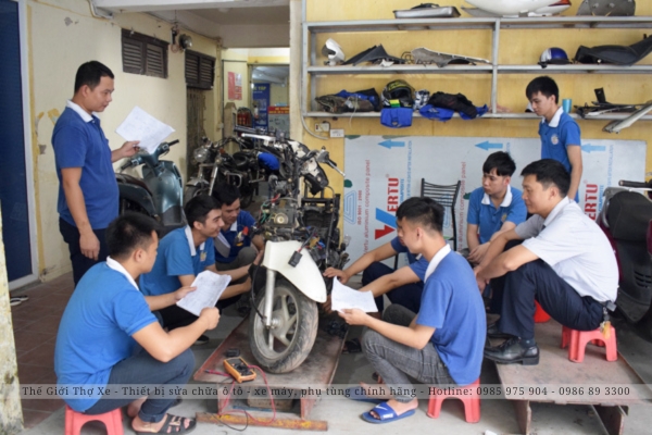 Học phí đào tạo sửa xe máy tùy theo từng khóa học mà bạn lựa chọn 
