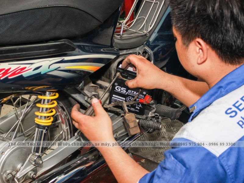 Chú ý bảo dưỡng và sửa bình ắc quy xe máy thường xuyên, kịp thời để tránh hư hỏng