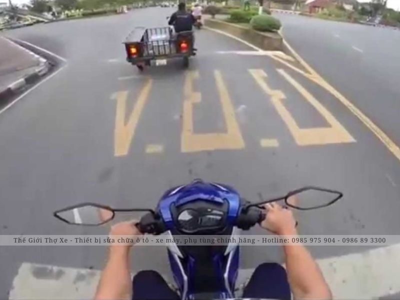 Cần kiểm tra và thay nồi xe máy khi xe xuất hiện tình trạng rung lắc