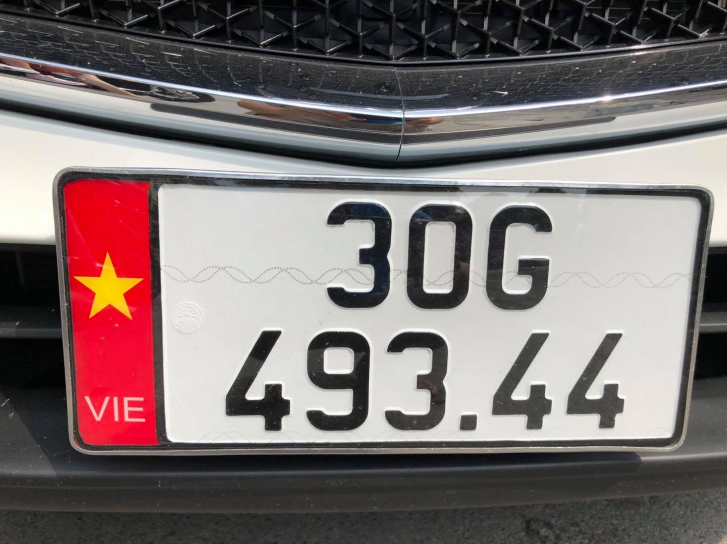 Phôi ép biển số ô tô ( Biển mới + vuông + có cờ )