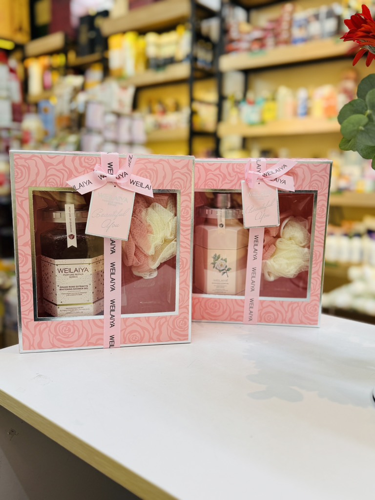 Set Quà Sữa Tắm Dưỡng Da Weilaiya 450ml + Bông tắm