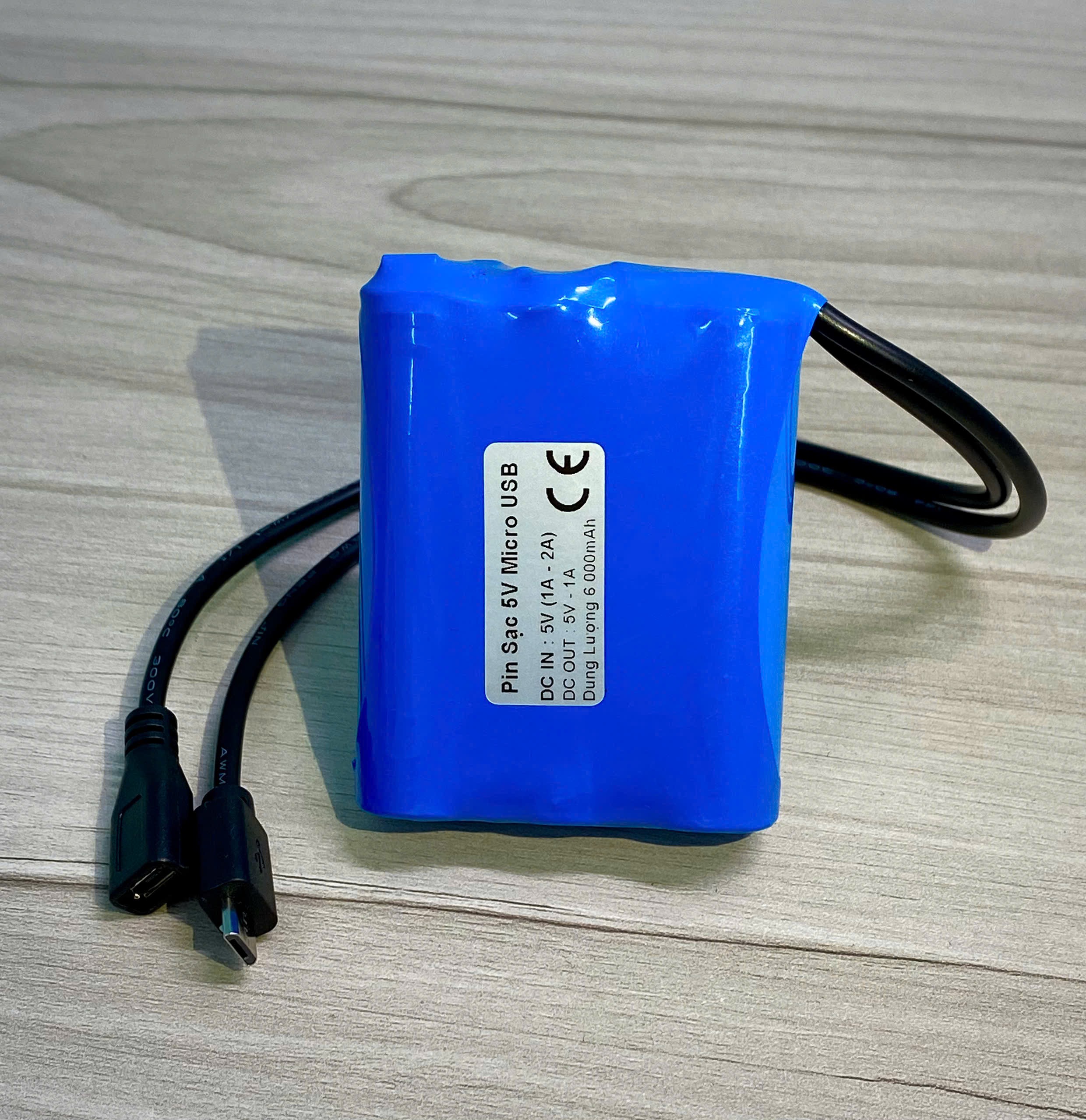 Pin lưu điện camera 5V 6.000mAH (30Wh) micro USB