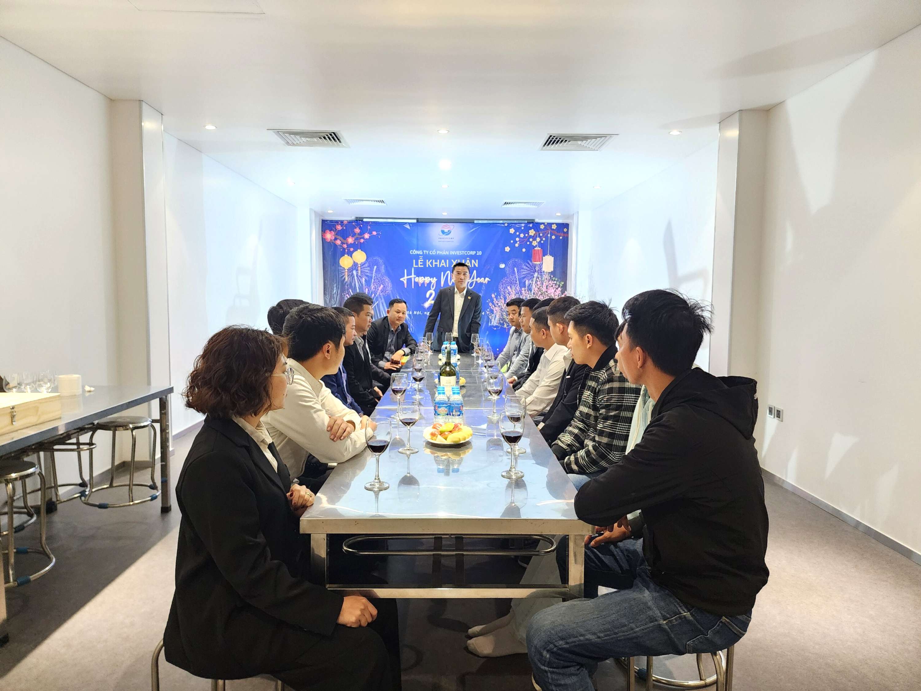 Công ty Cổ phần INVESTCORP 10 khai xuân Giáp Thìn 2024