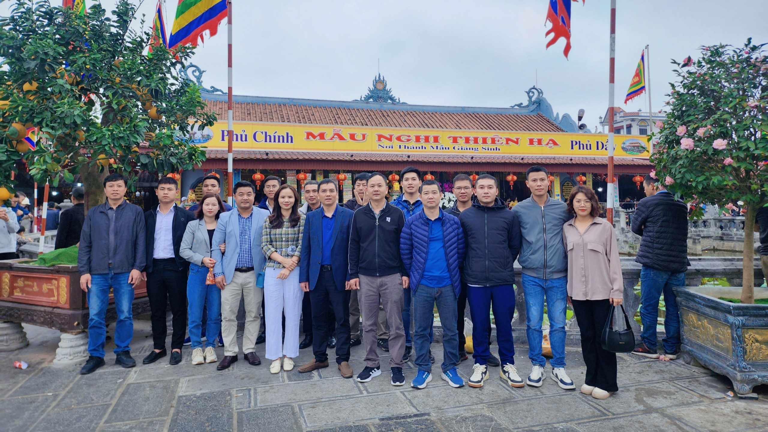 Công ty Cổ phần INVESTCORP 10 Du xuân Giáp Thìn 2024
