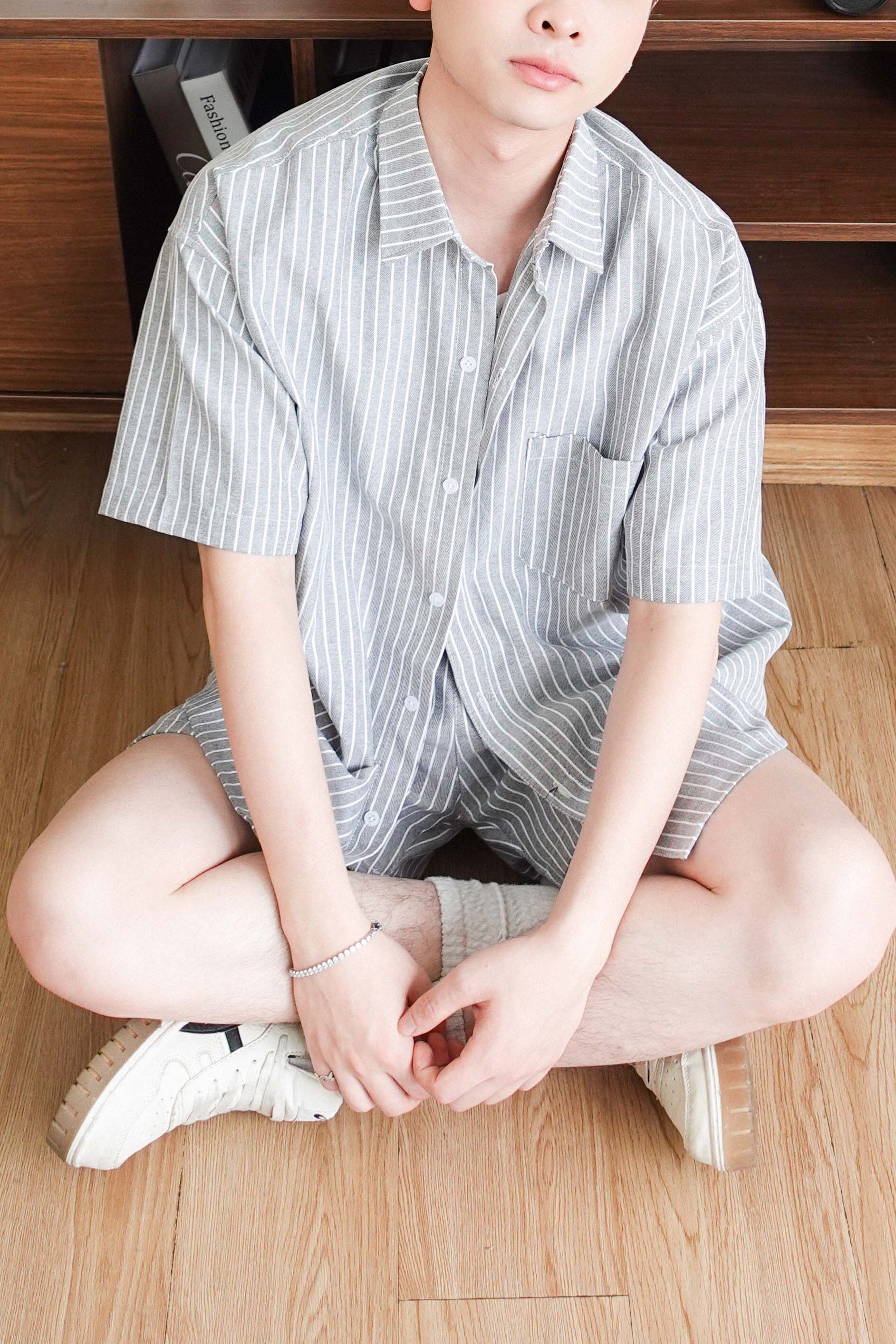 Bộ sơ mi & quần short Be kẻ Sọc vải Kate oxford