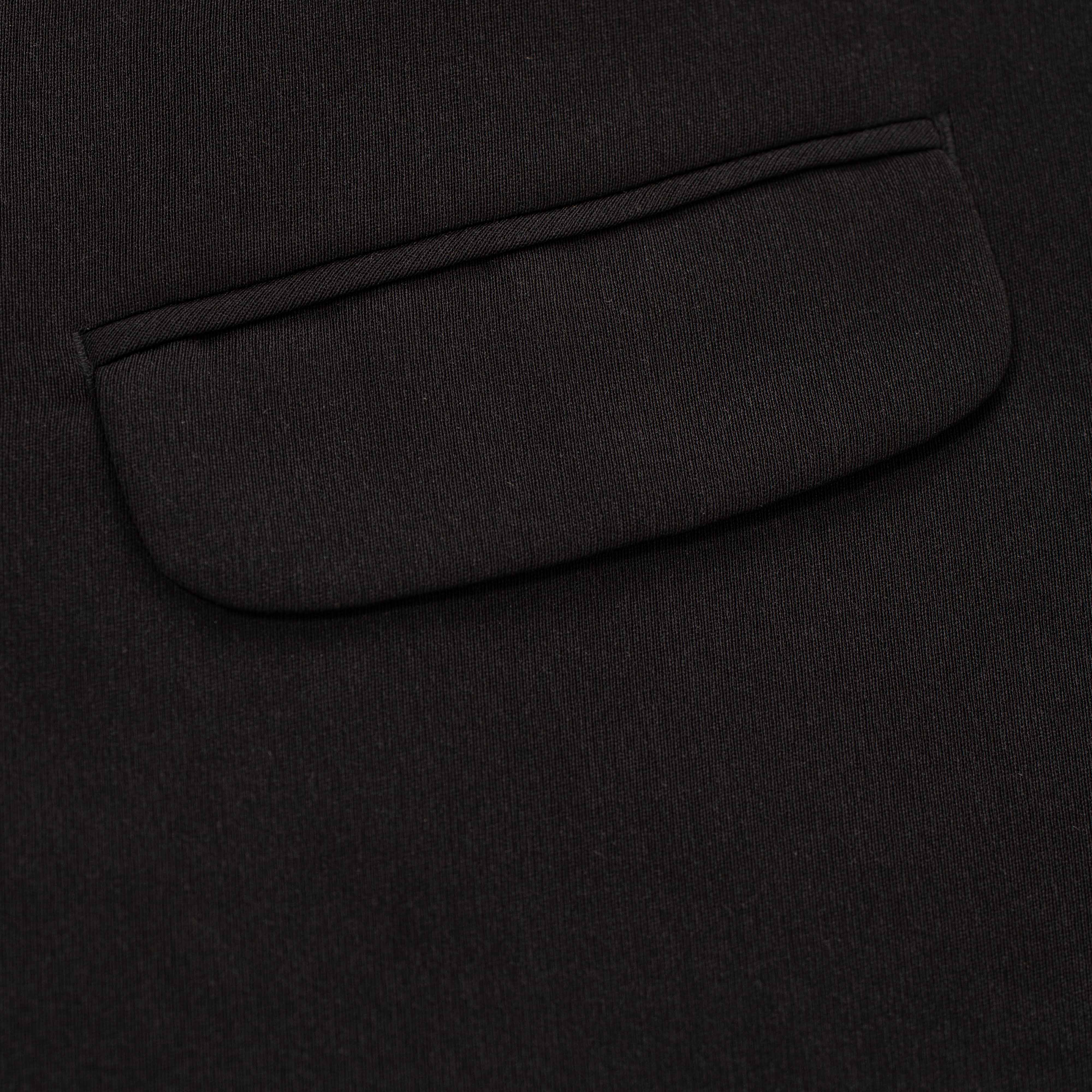 Áo khoác blazer có đệm vai form rộng