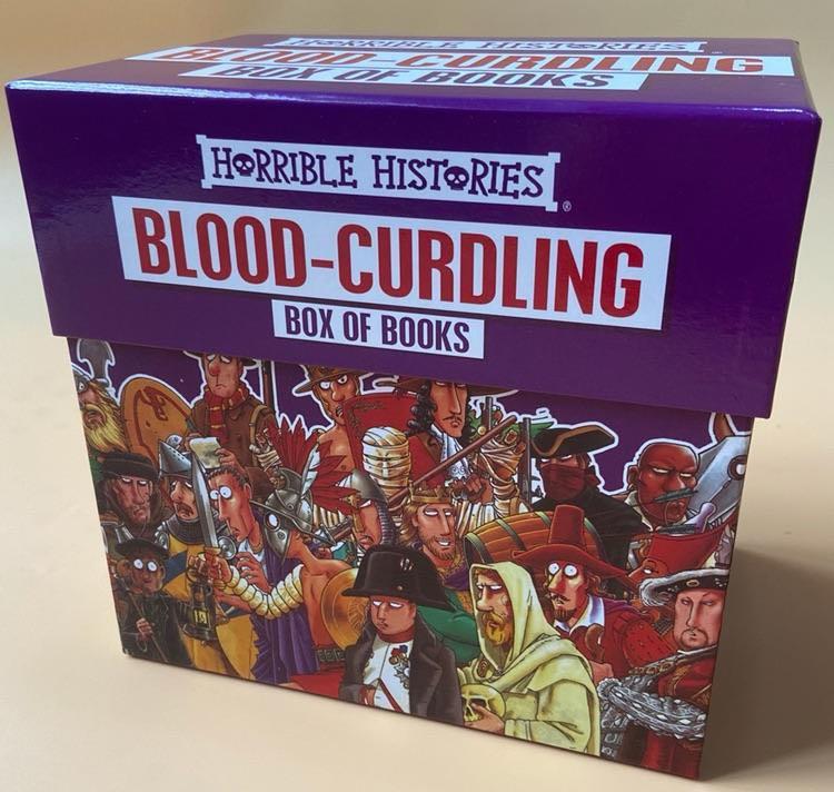 Horrible Histories Blood Curdling (Sách nhập) - 20 quyển