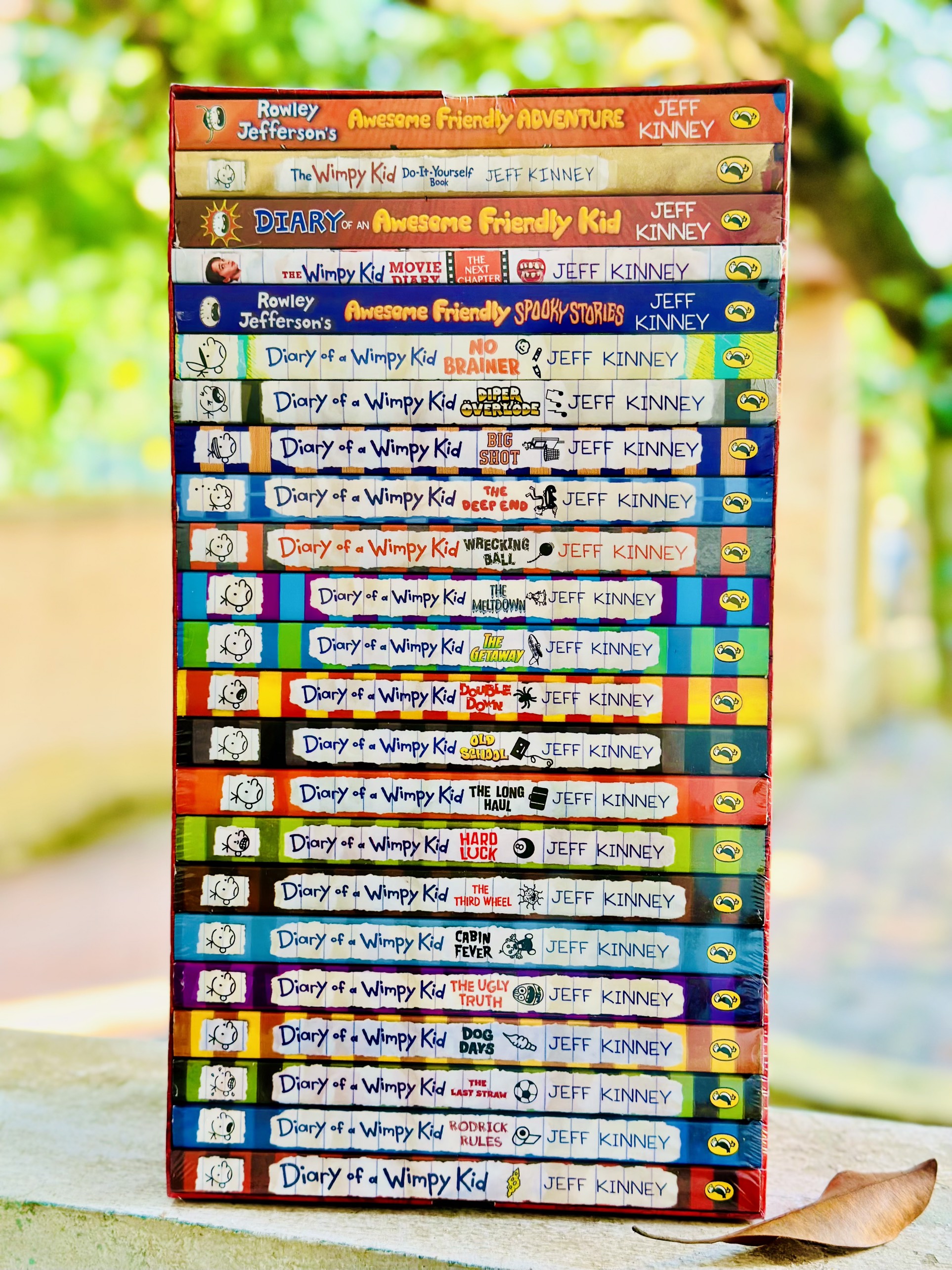 Diary of a wimpy kid (Sách nhập) - Full 24 quyển + File Mp3