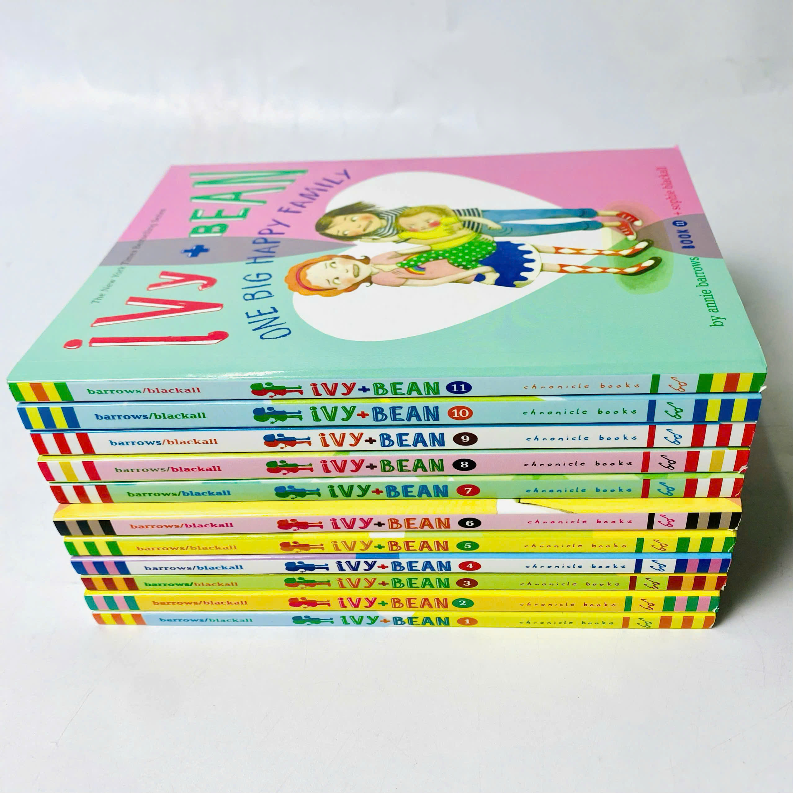Bộ  Ivy & Bean – Bộ 11 cuốn truyện tiếng Anh bán chạy nhất New York Times!