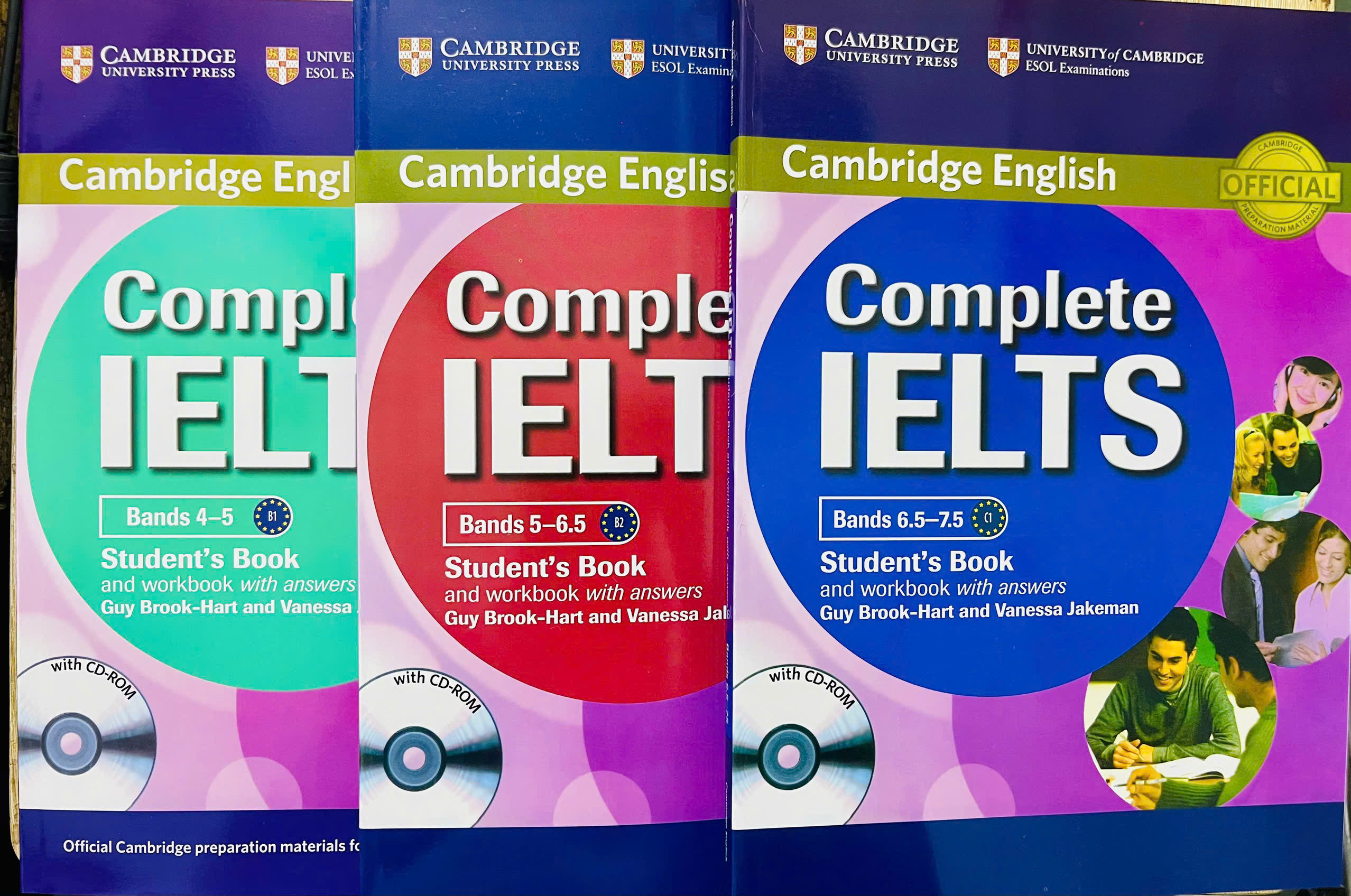 Complete IELTS band 4 - 7.5 _ 3 quyển