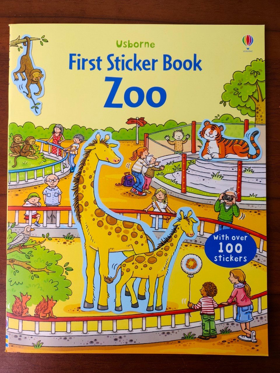 Sách Dính Dán - Usbonre Sticker Book - Zoo