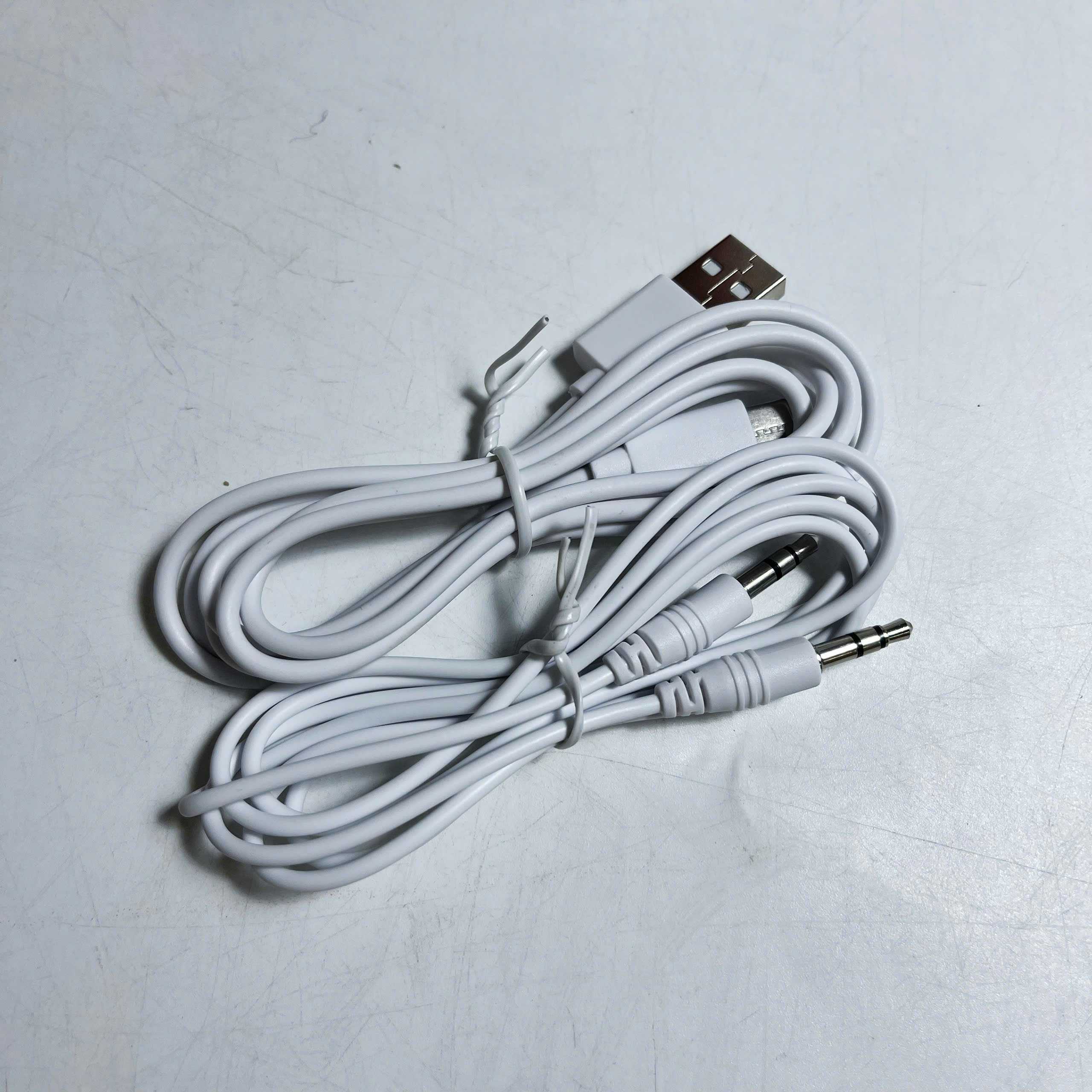 Loa nghe  cho bé Loci P50 kèm thẻ nhớ 32G